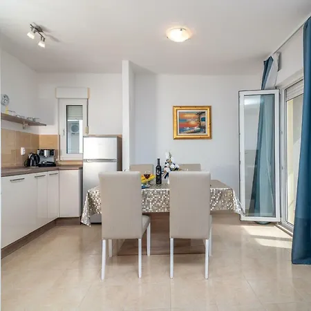 2bedroom Marina With A View Traù