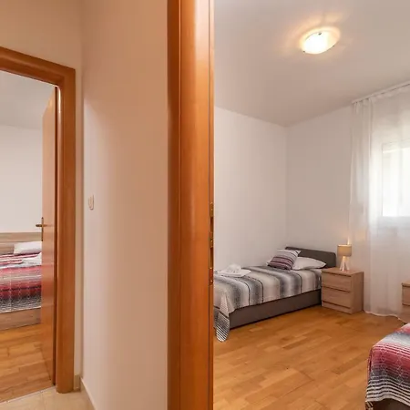 2bedroom Marina With A View * Traù