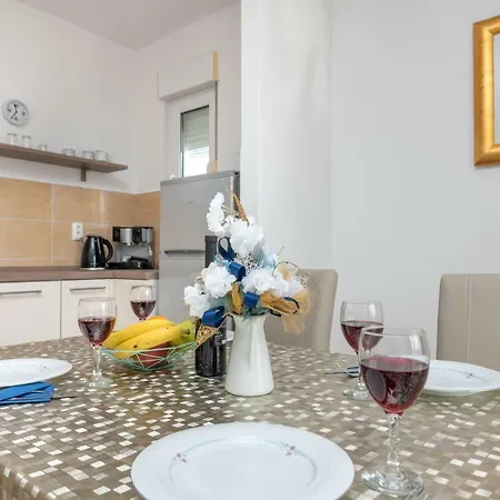 Appartamento 2bedroom Marina With A View Traù