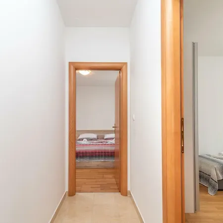 2bedroom Marina With A View Апартаменты *